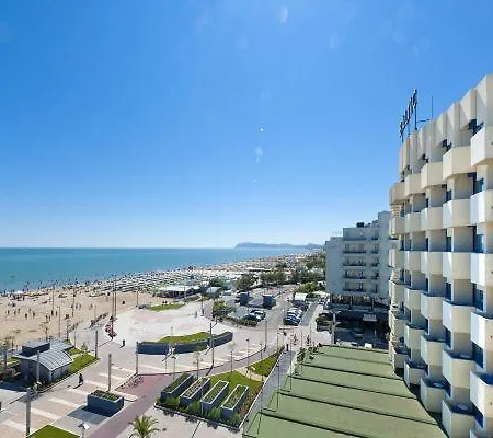 Baltic Hotel