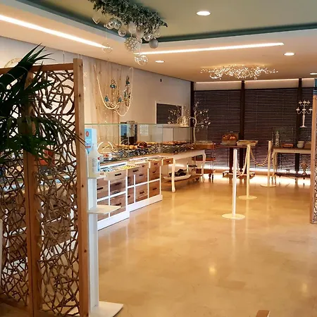 扑克酒店 3*