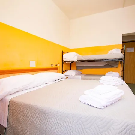 Montebello Nuova Gestione ホテル 2*