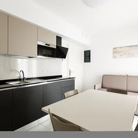 Aparthotel Perla