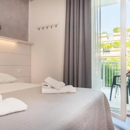 Hawaii Bed And Coffee 2* Riccione