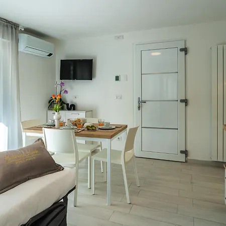 Inaugurazione 2024 - Pratu A 100 Metri Dal Mare Apartmán