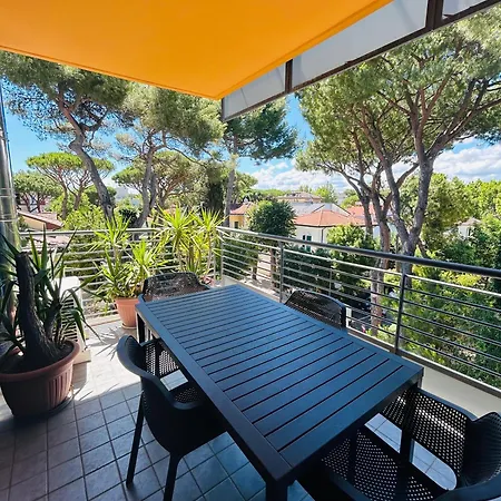 Damiano Chiesa Flexrent - Abissinia Apartmán Riccione