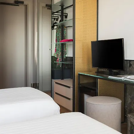Michelangelo Hotel 4*