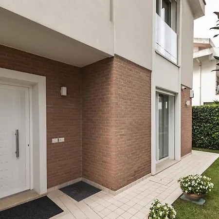 New Roomy & Garden * ريتشيوني