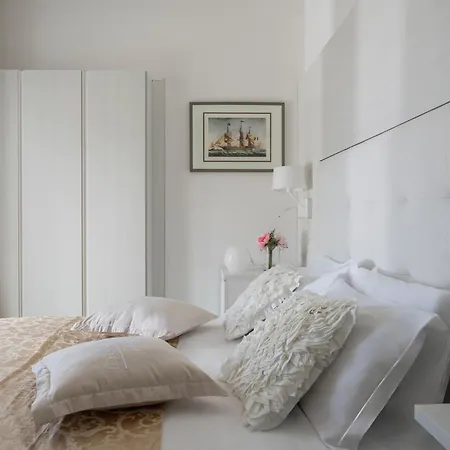 Ca' Bianca Hotel