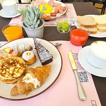 Selene Hotel