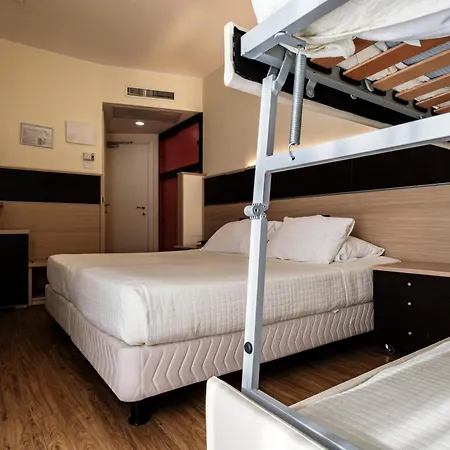 Hotel Augustus 4*