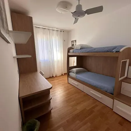 Roberta Apartment *