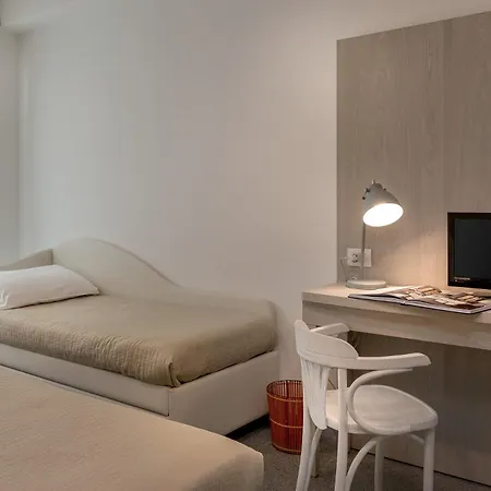 Hotel Corona 3*