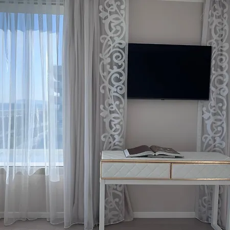 The Promenade Luxury Wellness 里乔内