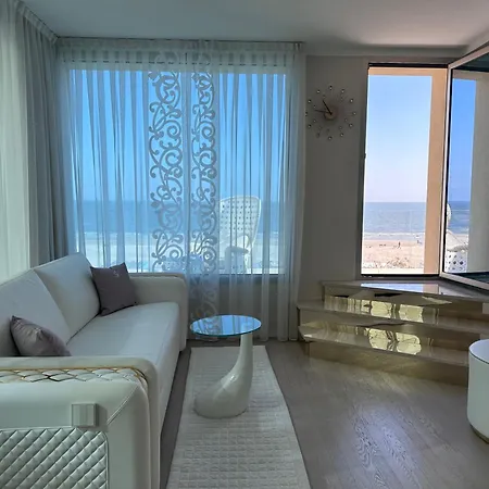 酒店 The Promenade Luxury Wellness