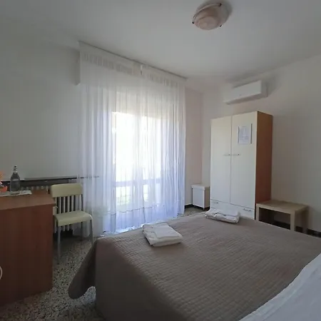 Beeliving Room&breakfast (adults Only) * 里乔内