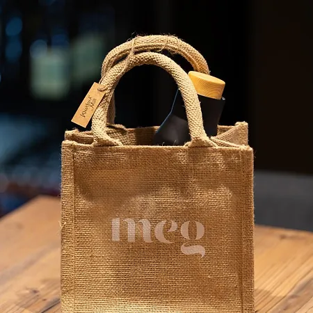 Meg Lifestyle &