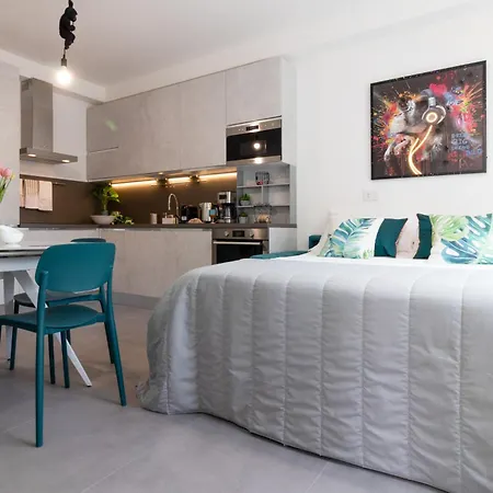 Monkey House Ferienhaus Riccione
