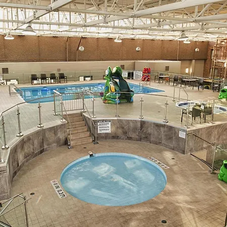 Hotel Marzia Con Piscina 3* Риччоне