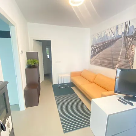 Doma 2 3 Oda ve Kahvaltı Riccione