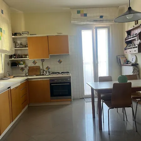 Apartamento Spazioso A 5 Minuti Dal Mare