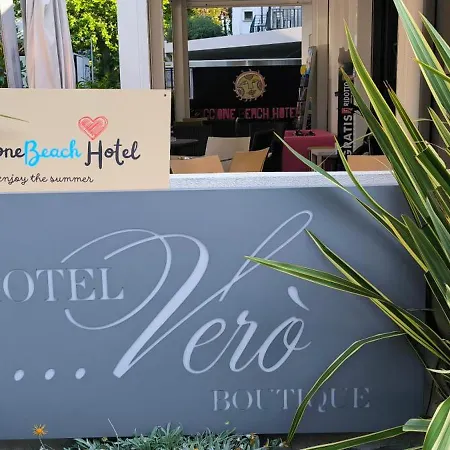 ホテル Hotel-vero'boutique Hotel- リッチョーネ