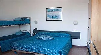 Angeles - Fronte Mare 호텔 3*