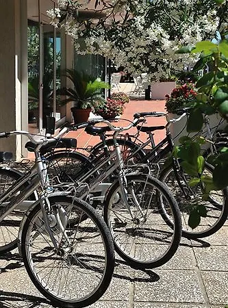 Vittoria 4*