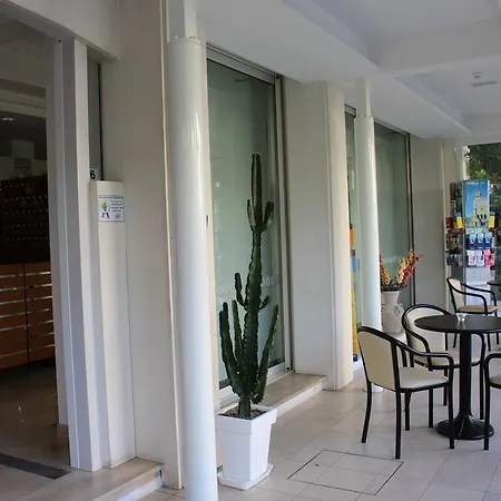 Massimo 2* Riccione