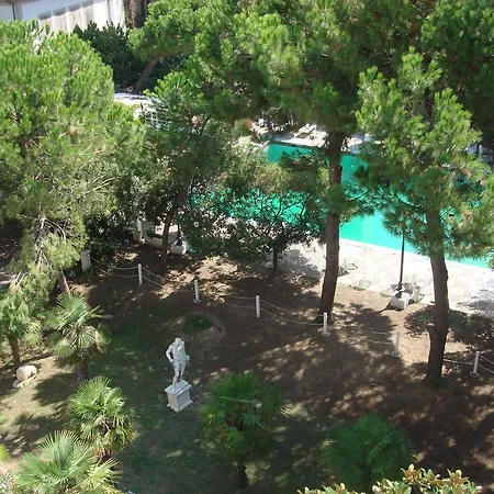 Residenza Grand Aparthotel 4*