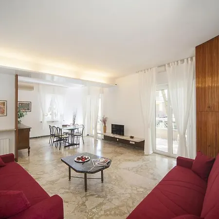Hotel Colombo 2*