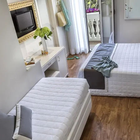 Hotel Novecento 3*