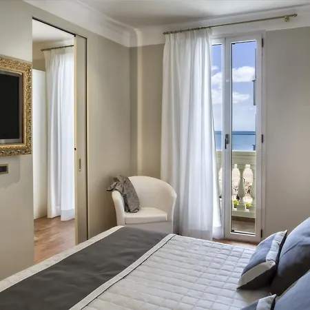 Hotel Novecento Riccione