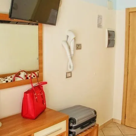 Hotel Roland 3*