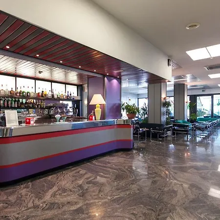 Cormoran Hotel