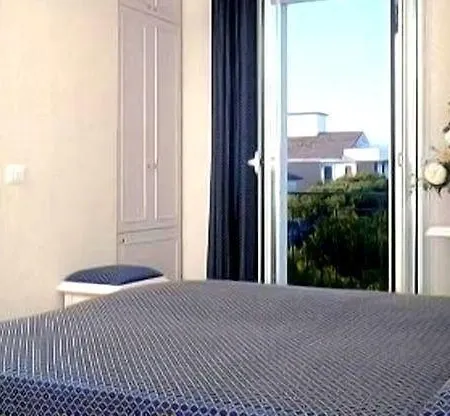 Mare Hotel 3*