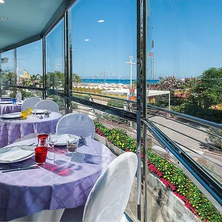 Hotel Des Nations - Vintage Sul Mare 4*