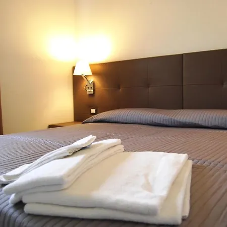 Апарт-отель Residenze Al Colle Dei Pini Риччоне
