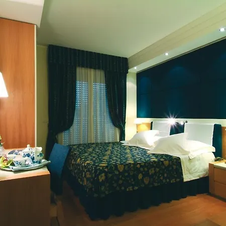 England Aparthotel