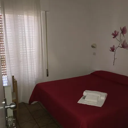 Nuova Hotel 2*