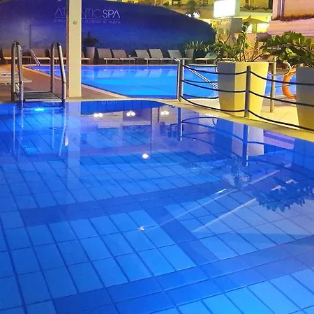 Atlantic & Hotel