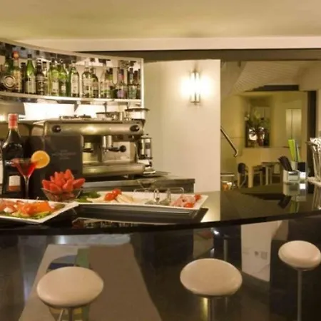 Michelangelo Hotel 4*