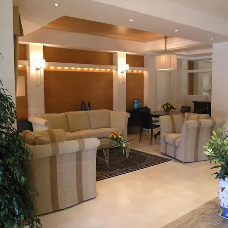 Aparthotel England 4*