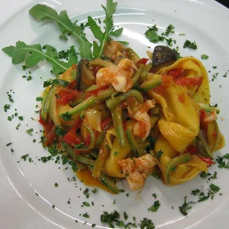 Gran San Bernardo - - Fronte Mare Con Cucina Hotel 3*