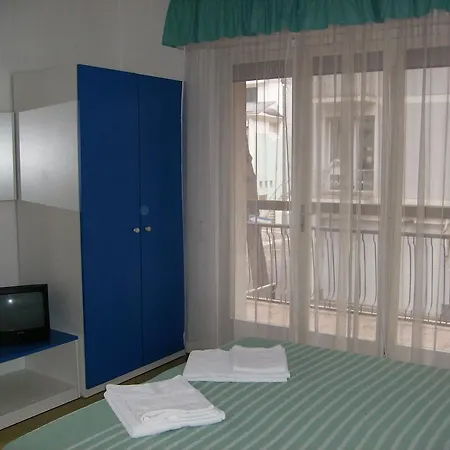 Hotel Lorena *