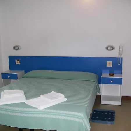 Lorena Hotel *