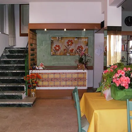 Lorena Hotel