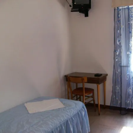 Lorena Hotel