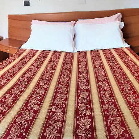 Hotel Linda - Family - Nuova Costruzione Antisismica 3*