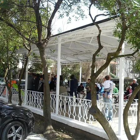 Zanarini In Centro A Hotel 3*