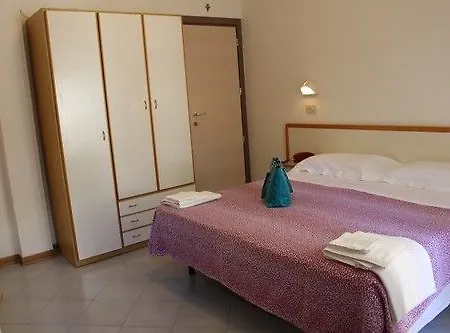 Hotel Massimo 2*
