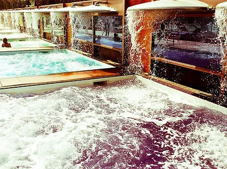 Tulipe Nazionale Hotel 3*