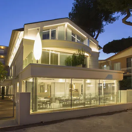 Otel Hermosa